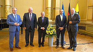 Prof. Wolfgang Marsch (3.v.l.)